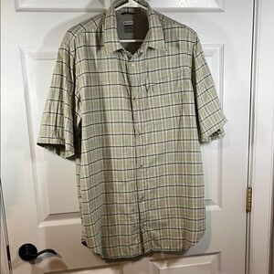 Columbia Cream and Brown Casual Button Down Shirt